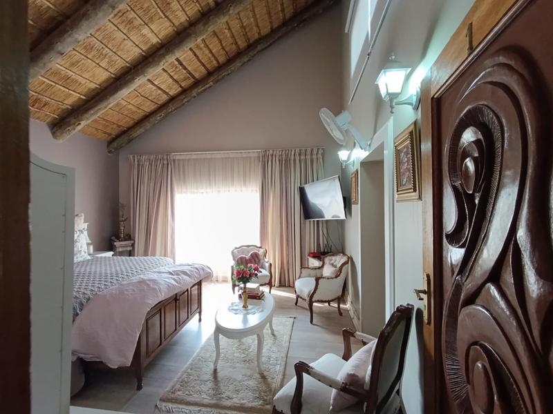 4 Bedroom Property for Sale in Middelburg Eastern Cape